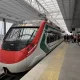 Imagina poder trabajar en la Ciudad de México y regresar a casa en un entorno más tranquilo y relajado: Tren México-Toluca
